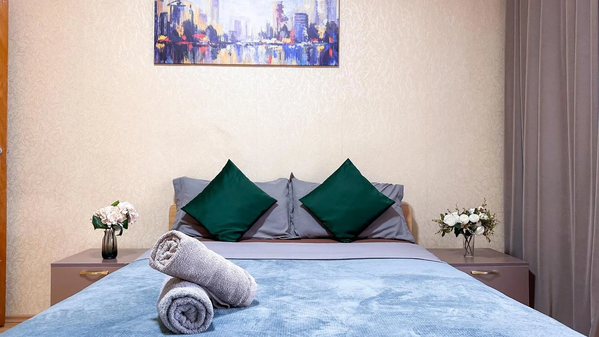Домашняя Обстановка В Центре Города Almaty Apartment
